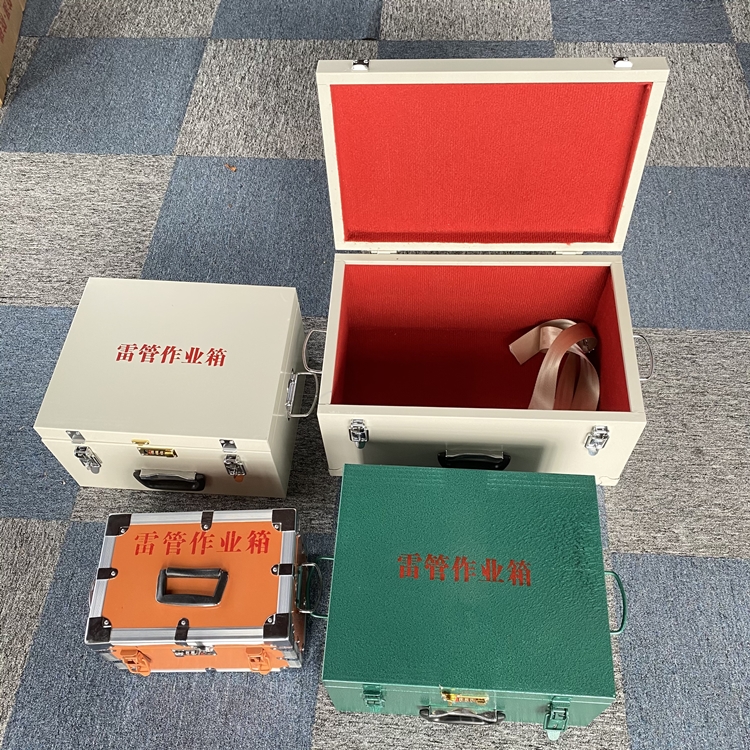 西乡塘爆破工程作业箱如何选择？玻璃钢与传统材质的全面对比
